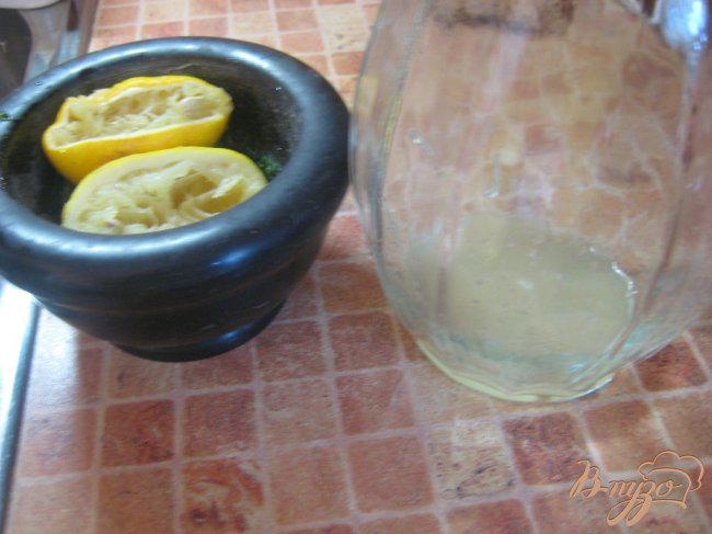 Фото приготовление рецепта: Лимонад с мятой шаг №3