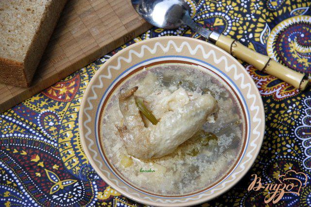 Фото приготовление рецепта: Суп из курицы с сельдереем по-гречески шаг №8