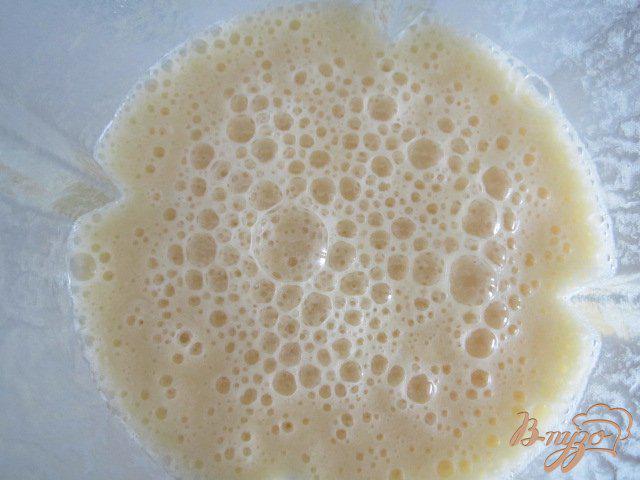 Фото приготовление рецепта: Ананасовый напиток с мороженым шаг №3