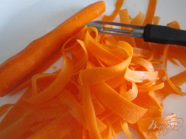 Фото приготовление рецепта: Стручковая фасоль с морковью на пару шаг №2