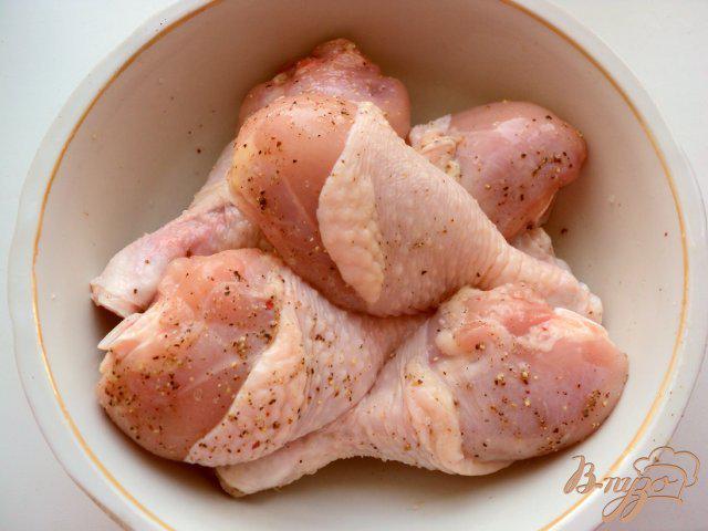 Фото приготовление рецепта: Курица запеченная с аджикой шаг №1