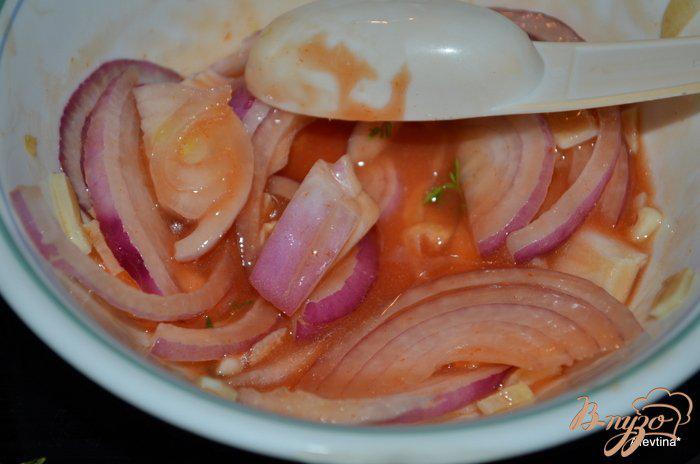 Фото приготовление рецепта: Салат с пастой и колбасой шаг №3
