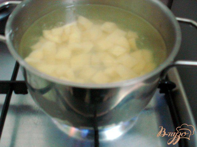 Фото приготовление рецепта: Грибной суп со сметаной шаг №2