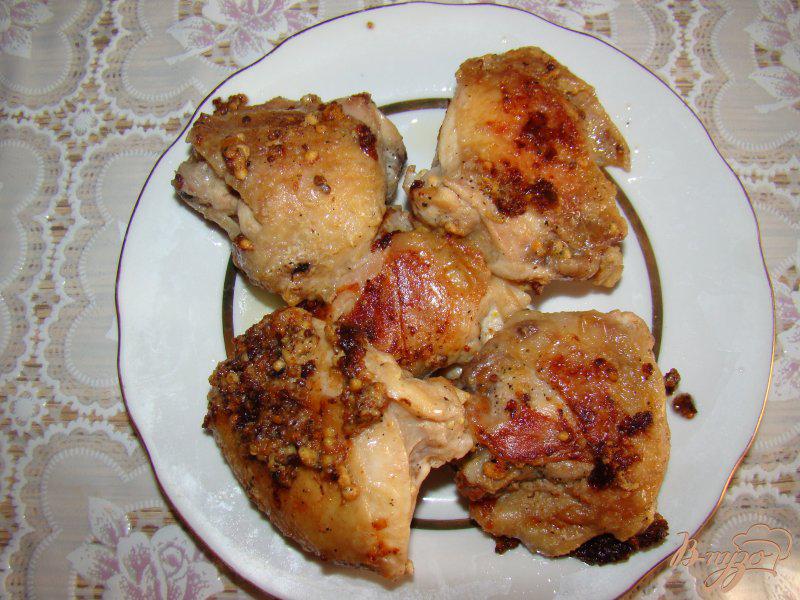 Фото приготовление рецепта: Курица с горчицей и сметаной шаг №5