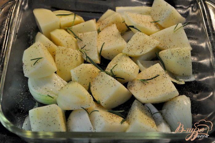 Фото приготовление рецепта: Тушеный картофель шаг №2