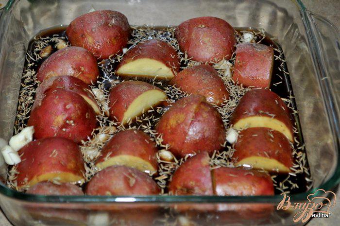 Фото приготовление рецепта: Картофель в бальзамической глазури шаг №1
