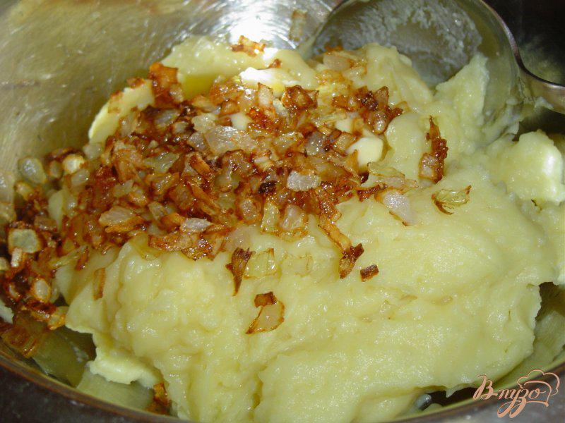 Фото приготовление рецепта: Кныши с начинкой из картофеля шаг №2