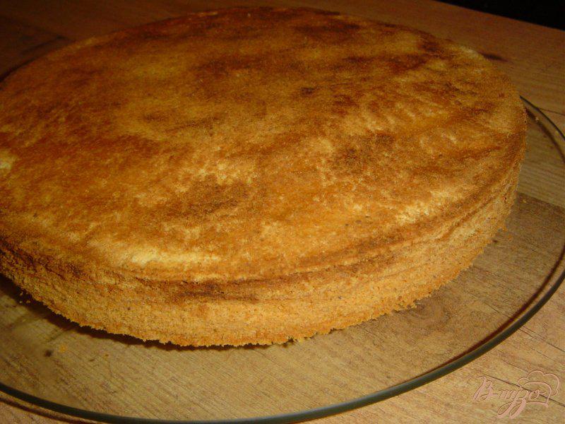 Фото приготовление рецепта: Торт «Клубничка на дереве» (Baumkuchen) шаг №6