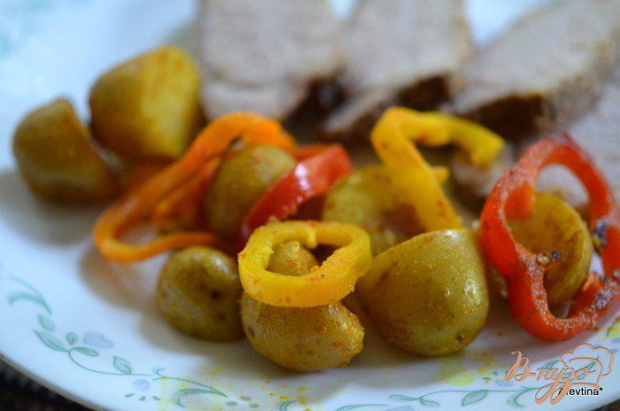 Фото приготовление рецепта: Картофель со сладким перцем шаг №3