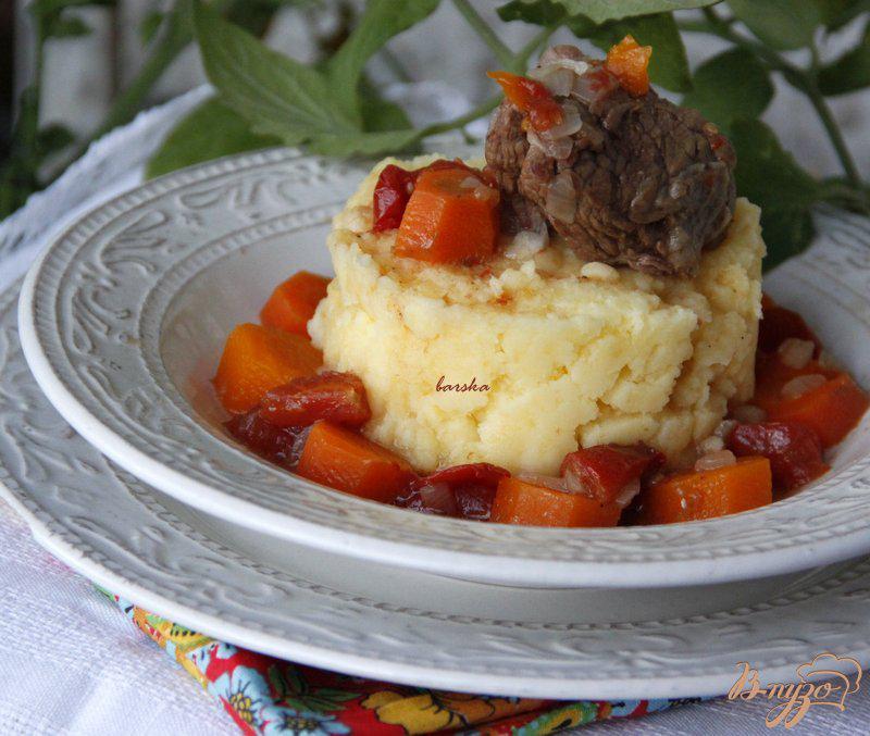 Фото приготовление рецепта: Говядина с морковью (Boeuf aux carottes) шаг №5