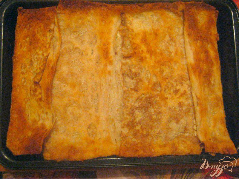 Фото приготовление рецепта: Пирог из лаваша с сыром и зеленью шаг №7