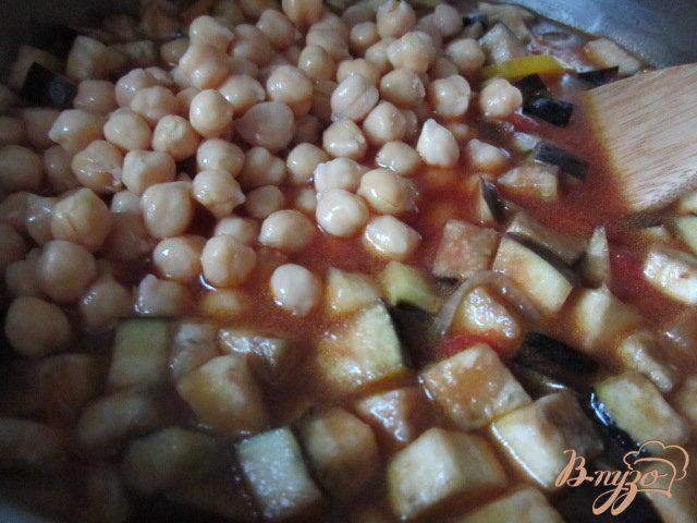 Фото приготовление рецепта: Густой овощной  суп с горохом нут шаг №5