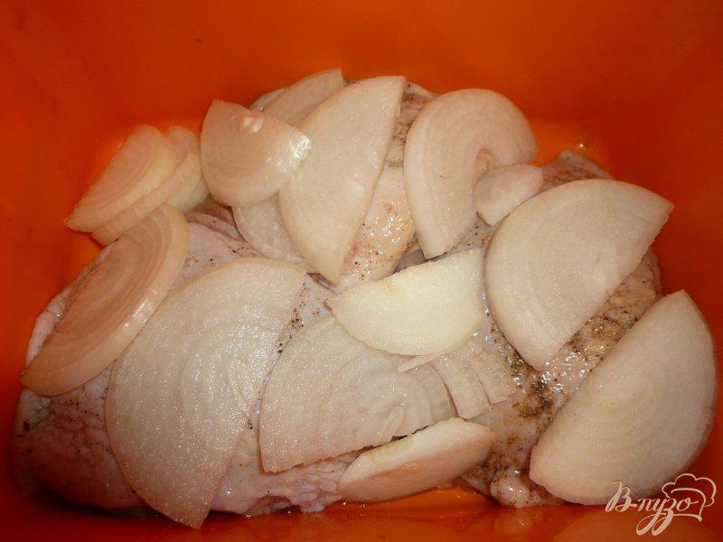 Фото приготовление рецепта: Куриные бедра запеченные в панировке шаг №4