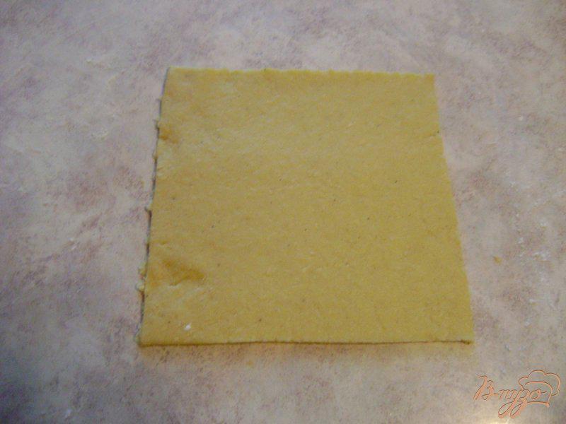 Фото приготовление рецепта: Печенье с сырным вкусом шаг №6