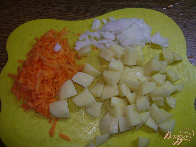 Фото приготовление рецепта: Суп с фрикадельками и паутинкой шаг №3