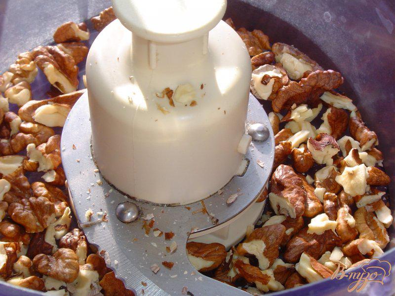 Фото приготовление рецепта: «Трубочки» с закуской из грибов, сыра, балыка шаг №1