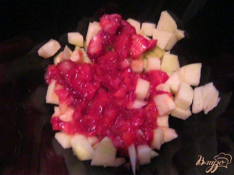 Фото приготовление рецепта: Слоёные конвертики с фруктовой начинкой шаг №1