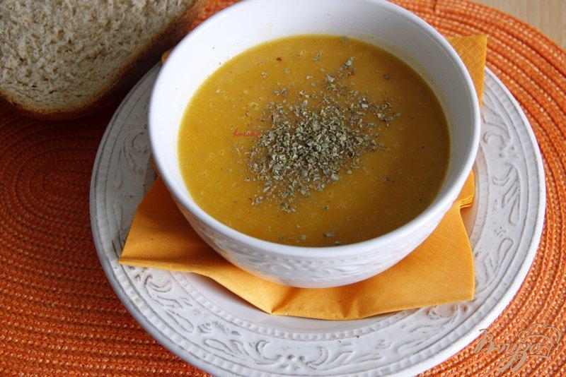 Фото приготовление рецепта: Морковно-картофельный суп-пюре шаг №4