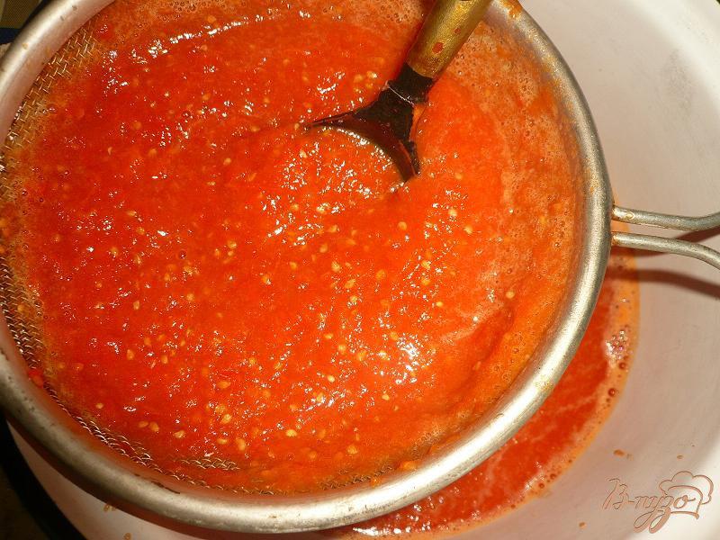 Фото приготовление рецепта: Домашний томатный соус к спагетти и пицце шаг №4
