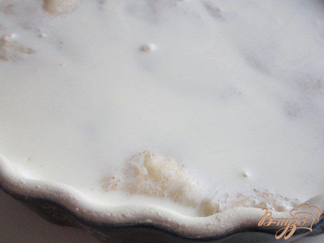 Фото приготовление рецепта: Сладкий пирог из хлебного теста шаг №6