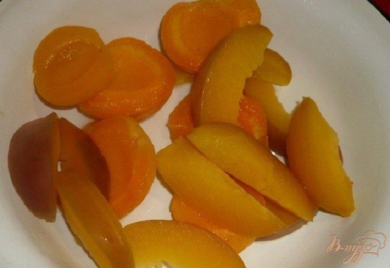 Фото приготовление рецепта: Желе с абрикосами и нектарином шаг №5