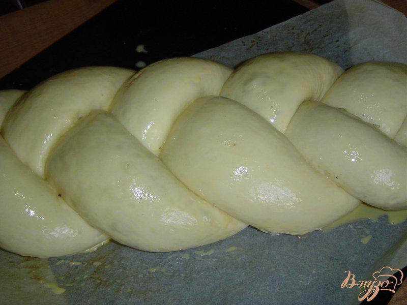 Фото приготовление рецепта: Пирог-коса с тремя начинками шаг №11