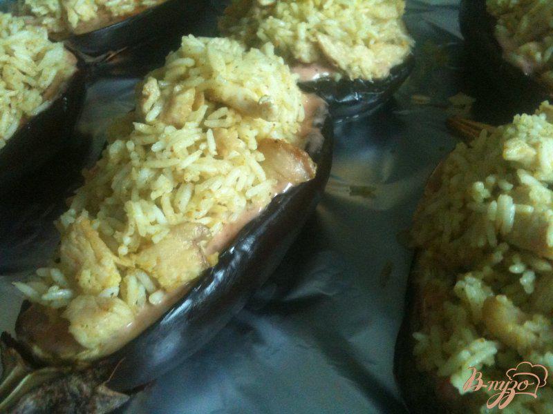 Фото приготовление рецепта: Баклажаны с курицей и рисом шаг №5