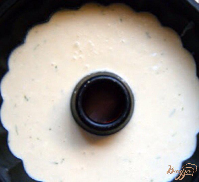 Фото приготовление рецепта: Творожный кекс с клубничным соусом шаг №3