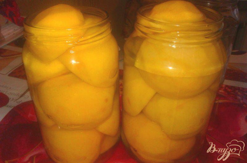Фото приготовление рецепта: Конвервированные персики в легком сиропе шаг №3