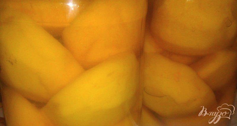 Фото приготовление рецепта: Конвервированные персики в легком сиропе шаг №4