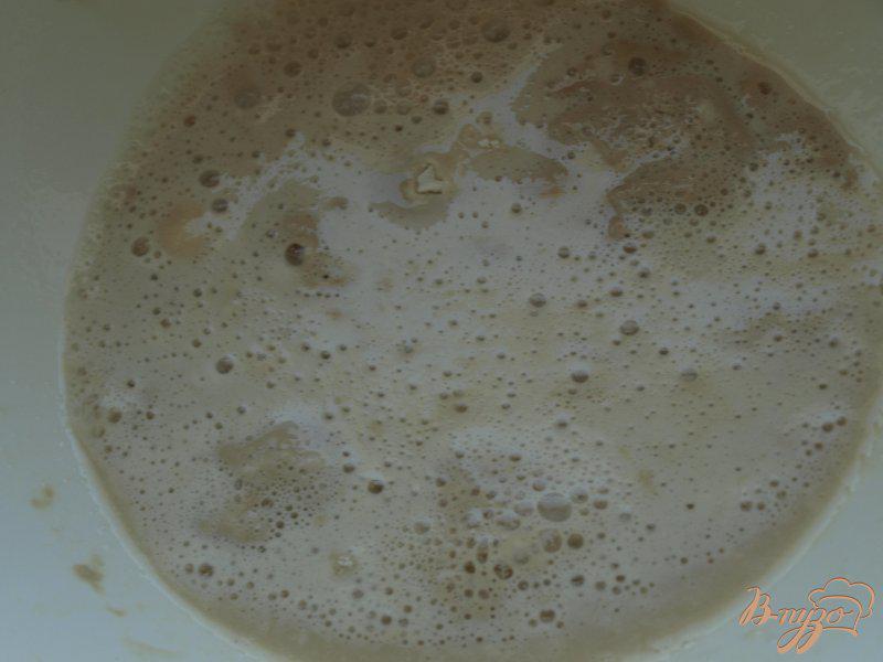 Фото приготовление рецепта: Постная лепёшка с маслинами шаг №2