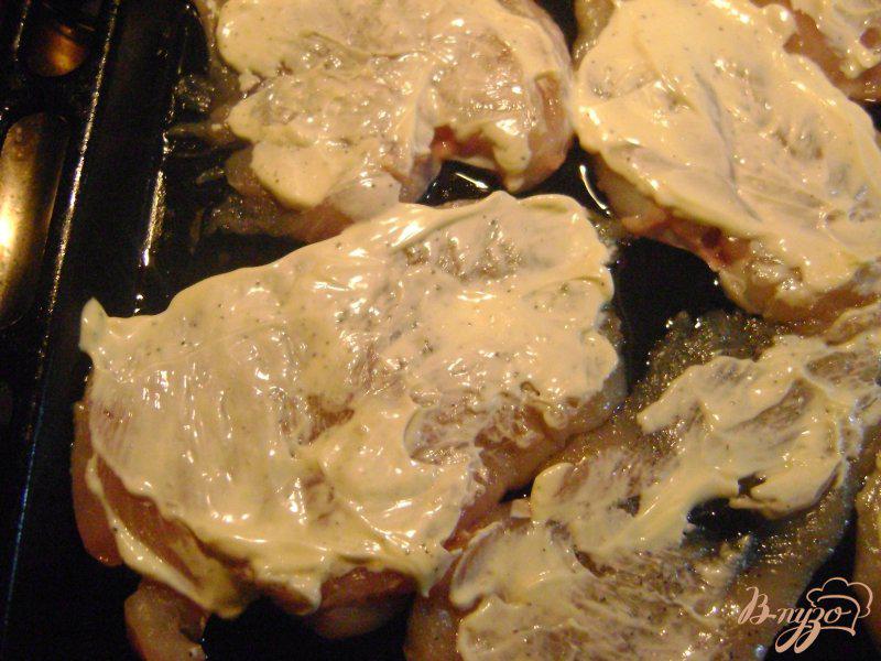 Фото приготовление рецепта: Нарядное куриное филе из духовки шаг №2