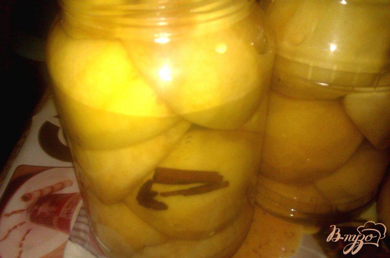Фото приготовление рецепта: Пряные консервированные персики шаг №5