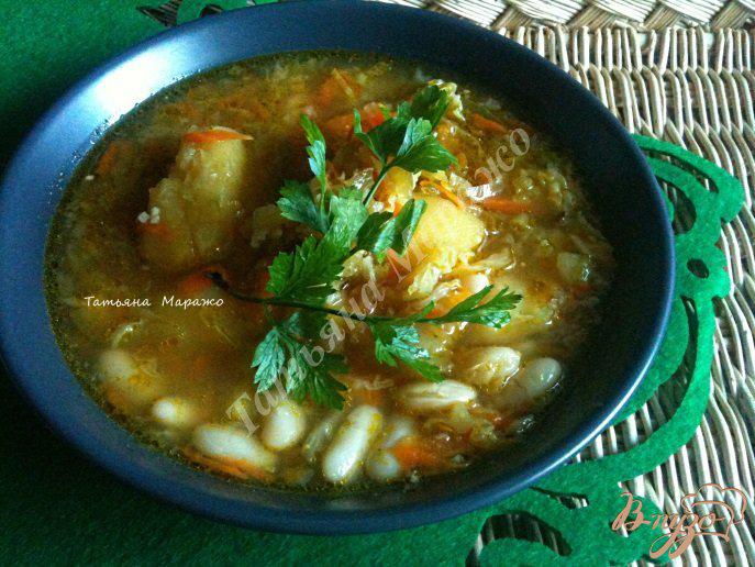 Фото приготовление рецепта: Суп из савойской капусты с белой фасолью шаг №8