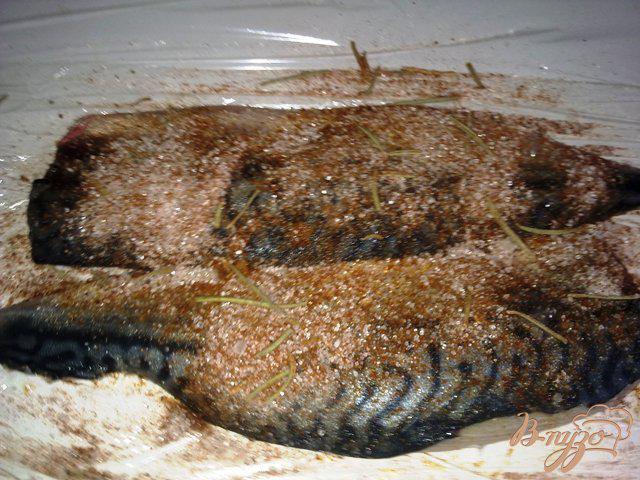 Фото приготовление рецепта: Скумбрия гриль на мангале шаг №2