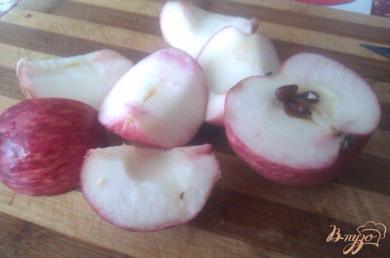 Фото приготовление рецепта: Компот яблочно-грушевый со сливами шаг №1
