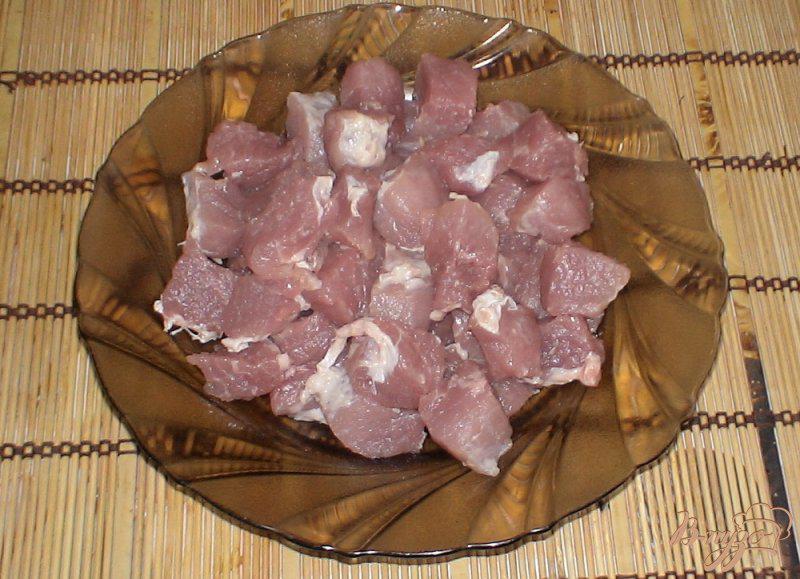 Фото приготовление рецепта: Картошка тушеная со свининой шаг №1
