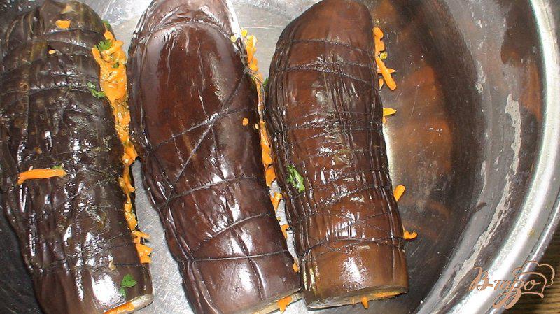 Фото приготовление рецепта: Соленые баклажаны с морковкой шаг №6