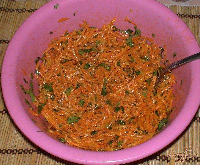 Фото приготовление рецепта: Соленые баклажаны с морковкой шаг №4