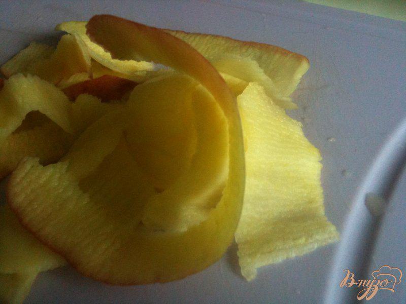 Фото приготовление рецепта: Пирог «Яблочные розы» шаг №7