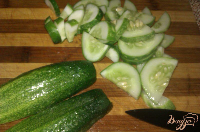 Фото приготовление рецепта: Простой овощной салат со сметаной шаг №1