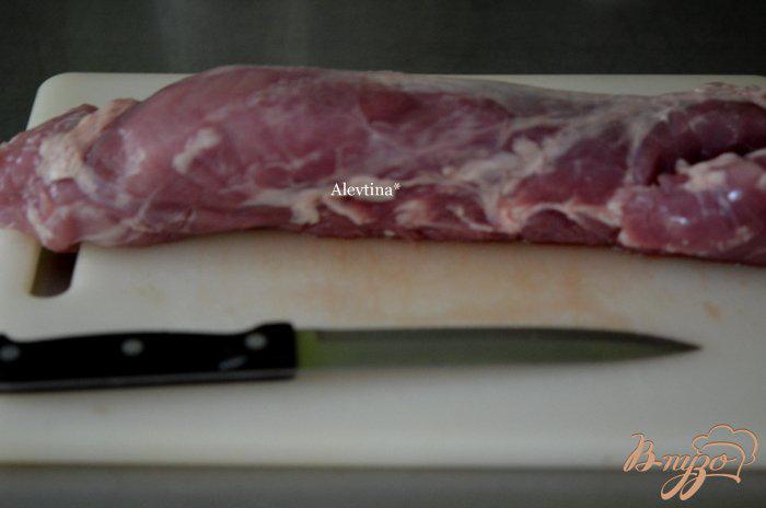 Фото приготовление рецепта: Свиная вырезка с сальсой шаг №1