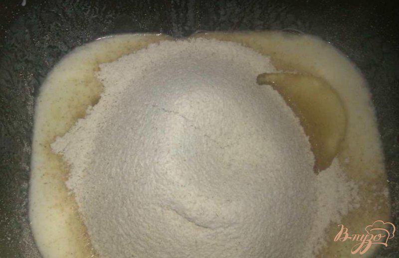 Фото приготовление рецепта: Пшенично-ржаной хлеб на кефире шаг №2