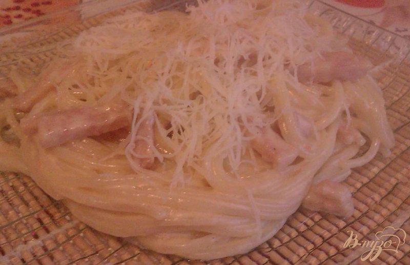 Фото приготовление рецепта: Спагетти а-ля карбонара шаг №7