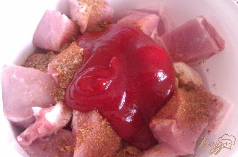 Фото приготовление рецепта: Свиной шашлык с кетчупом шаг №5