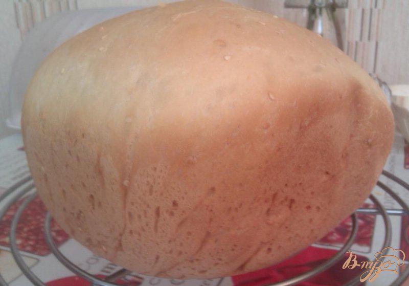 Фото приготовление рецепта: Пшеничный хлеб с кунжутом в хлебопечке шаг №5