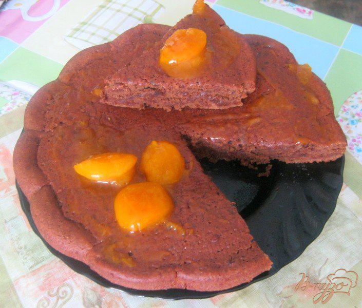 Фото приготовление рецепта: Шоколадный кекс без яиц шаг №5