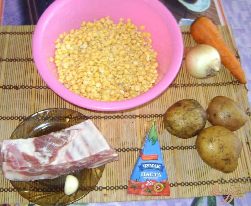 Фото приготовление рецепта: Гороховый суп со свиными ребрышками шаг №1