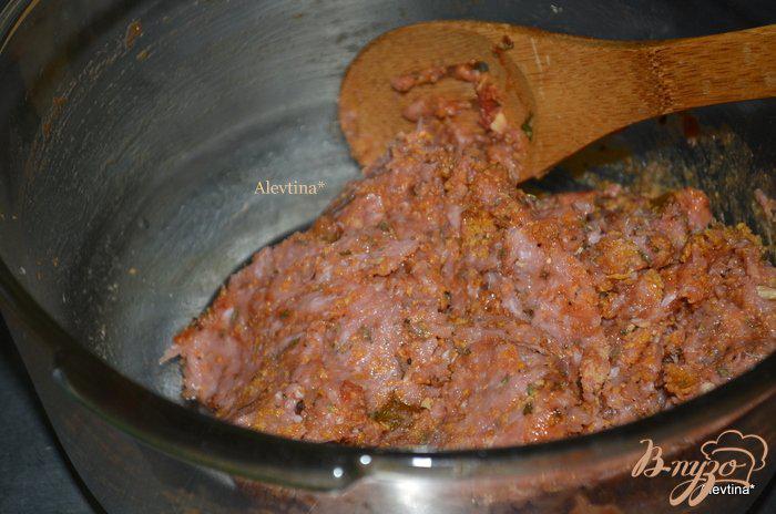 Фото приготовление рецепта: Фрикадельки с клюквенным соусом шаг №1