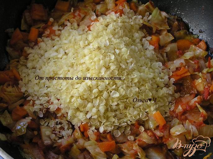 Фото приготовление рецепта: Спринг-роллы с овощами и пшеничными хлопьями шаг №4